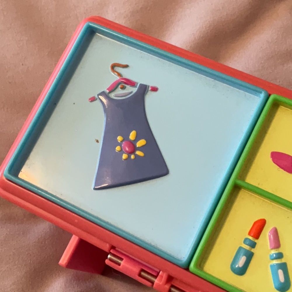 Barbie Accessory Case - Picture 5 of 14